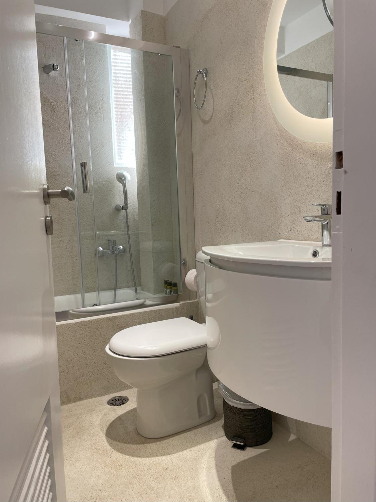 Four Seasons Sea View Apartment Athènes Extérieur photo